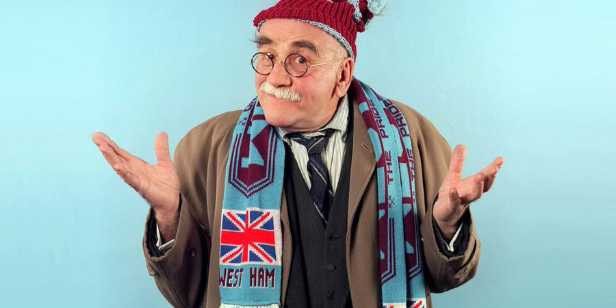 The Thoughts Of Chairman Alf. Alf Garnett (Warren Mitchell). Copyright: London Weekend Television. The Thoughts Of Chairman Alf. Alf Garnett (Warren Mitchell). Copyright: London Weekend Television.