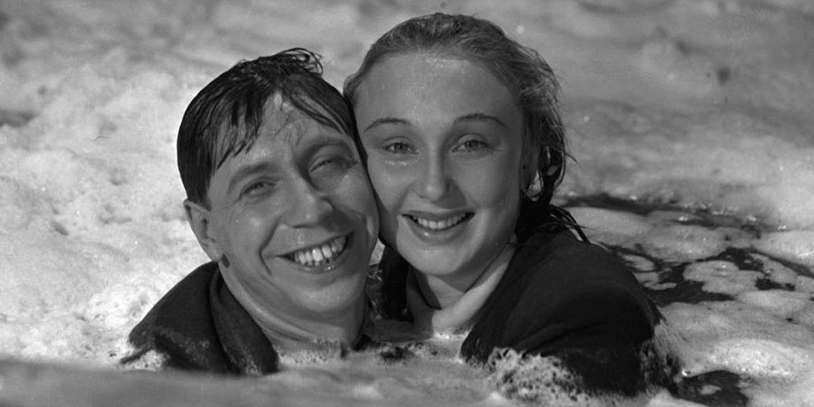 Trouble Brewing. Image shows from L to R: George Gullip (George Formby), Mary Brown (Googie Withers). Copyright: Studio Canal / Ealing Studios. Trouble Brewing. Image shows from L to R: George Gullip (George Formby), Mary Brown (Googie Withers). Copyright: Studio Canal / Ealing Studios.