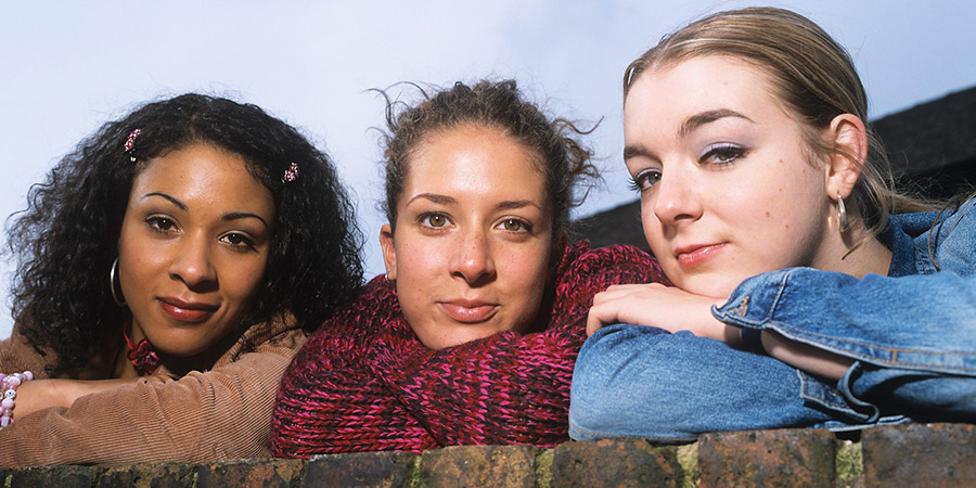 Two Pints Of Lager And A Packet Of Crisps. Image shows from L to R: Louise (Kathryn Drysdale), Donna Henshaw (Natalie Casey), Janet (Sheridan Smith). Copyright: BBC. Two Pints Of Lager And A Packet Of Crisps. Image shows from L to R: Louise (Kathryn Drysdale), Donna Henshaw (Natalie Casey), Janet (Sheridan Smith). Copyright: BBC.