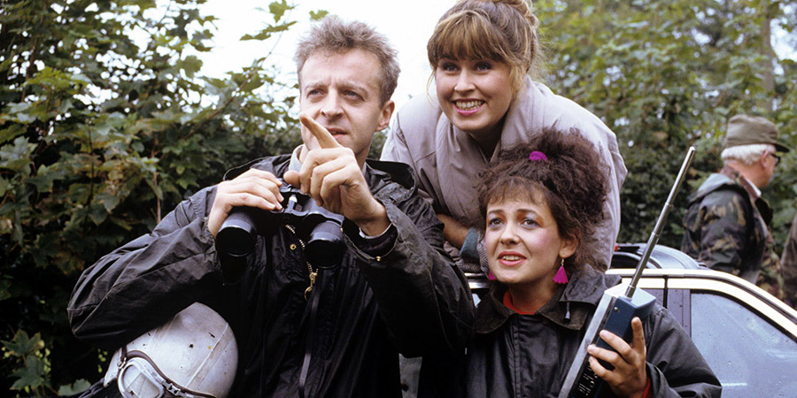 Watching. Image shows from L to R: Malcolm Stoneway (Paul Bown), Pamela Lynch nee Wilson (Liza Tarbuck), Brenda Wilson (Emma Wray). Copyright: Granada Television. Watching. Image shows from L to R: Malcolm Stoneway (Paul Bown), Pamela Lynch nee Wilson (Liza Tarbuck), Brenda Wilson (Emma Wray). Copyright: Granada Television.