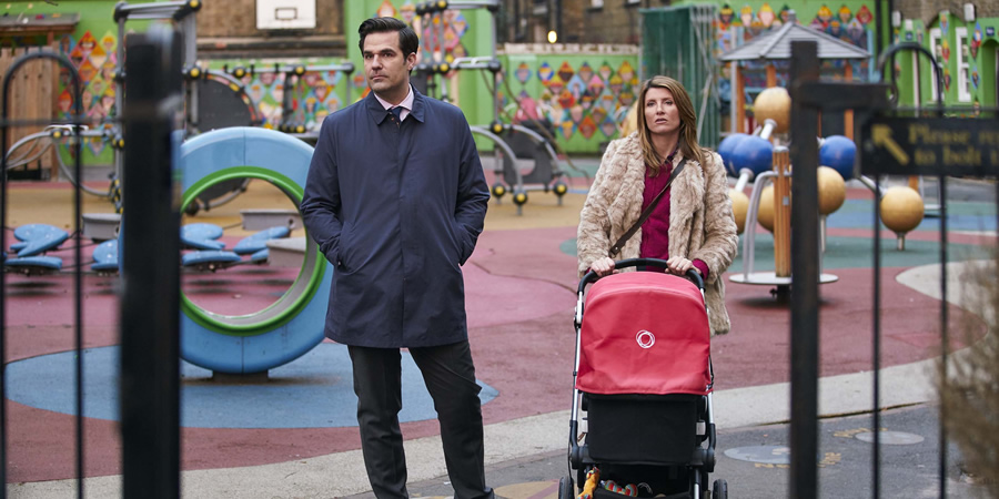 Catastrophe. Image shows from L to R: Rob (Rob Delaney), Sharon (Sharon Horgan). Copyright: Avalon Television. Catastrophe. Image shows from L to R: Rob (Rob Delaney), Sharon (Sharon Horgan). Copyright: Avalon Television.