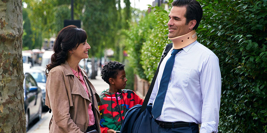 Catastrophe. Image shows from L to R: Sydney (Michaela Watkins), Unknown, Rob (Rob Delaney). Copyright: Avalon Television. Catastrophe. Image shows from L to R: Sydney (Michaela Watkins), Unknown, Rob (Rob Delaney). Copyright: Avalon Television.