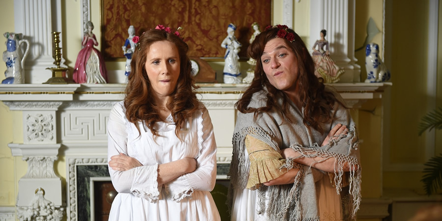 Drunk History. Image shows from L to R: Elsie Wright (Catherine Tate), Frances Griffiths (Mathew Horne). Copyright: Tiger Aspect Productions. Drunk History. Image shows from L to R: Elsie Wright (Catherine Tate), Frances Griffiths (Mathew Horne). Copyright: Tiger Aspect Productions.