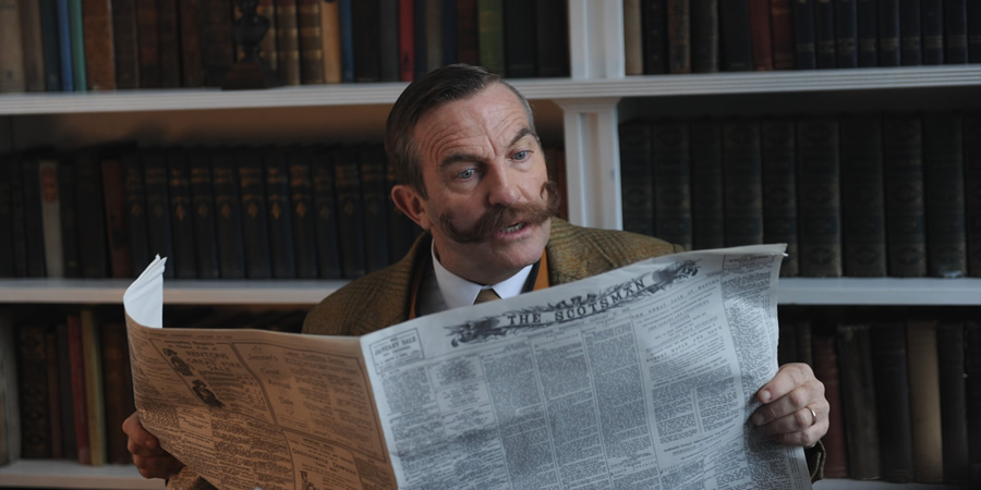 Drunk History. Sir Arthur Conan Doyle (Bradley Walsh). Copyright: Tiger Aspect Productions. Drunk History. Sir Arthur Conan Doyle (Bradley Walsh). Copyright: Tiger Aspect Productions.