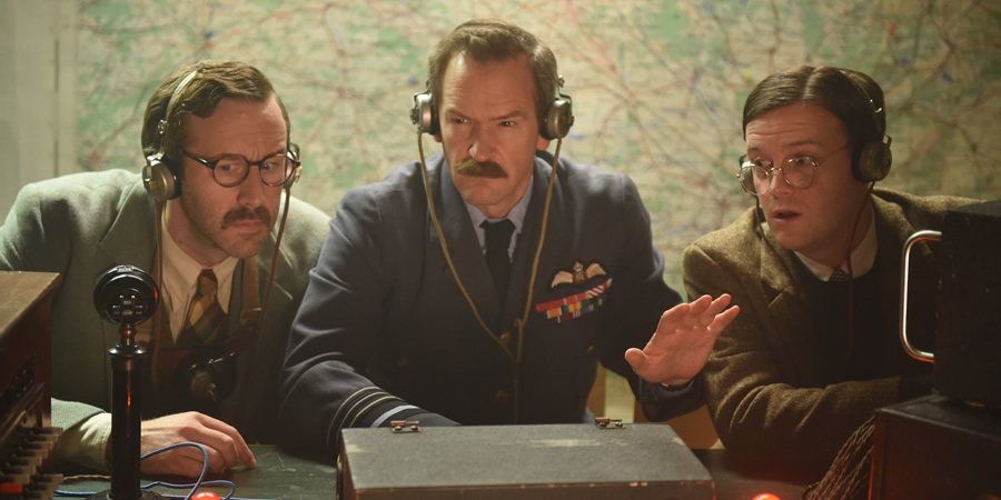 Drunk History. Image shows from L to R: Sir Barnes Wallis (Chris O'Dowd), Sir Arthur Harris (Alexander Armstrong), A.R. 'Dick' Collins (Tom Bennett). Copyright: Tiger Aspect Productions. Drunk History. Image shows from L to R: Sir Barnes Wallis (Chris O'Dowd), Sir Arthur Harris (Alexander Armstrong), A.R. 'Dick' Collins (Tom Bennett). Copyright: Tiger Aspect Productions.