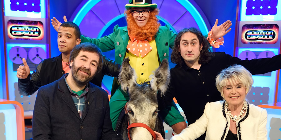 Harry Hill's Alien Fun Capsule. Image shows from L to R: Jacob Anderson, David O'Doherty, Harry Hill, Ross Noble, Gloria Hunniford. Copyright: Nit TV. Harry Hill's Alien Fun Capsule. Image shows from L to R: Jacob Anderson, David O'Doherty, Harry Hill, Ross Noble, Gloria Hunniford. Copyright: Nit TV.