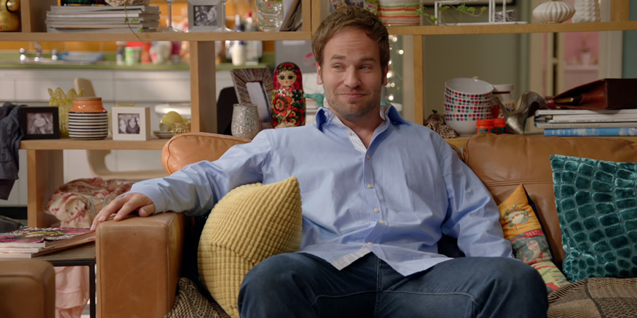 I Live With Models. Tommy (David Hoffman). Copyright: Roughcut Television. I Live With Models. Tommy (David Hoffman). Copyright: Roughcut Television.