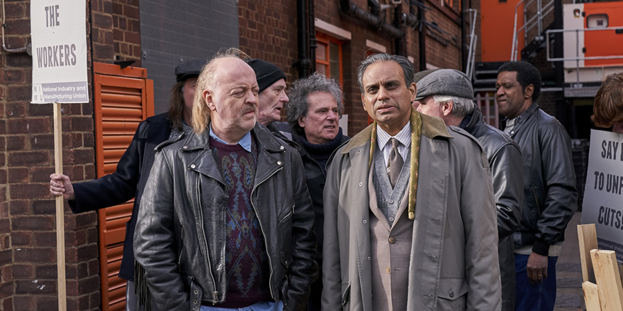 In The Long Run. Image shows from L to R: Bagpipes (Bill Bailey), Rajesh (Neil D'Souza). In The Long Run. Image shows from L to R: Bagpipes (Bill Bailey), Rajesh (Neil D'Souza).