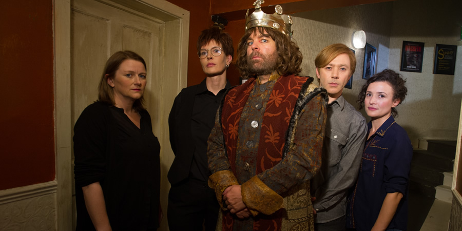 Inside No. 9. Image shows from L to R: Kirstie (Rosie Cavaliero), Felicity (Julia Davis), Tony (Steve Pemberton), Jim (Reece Shearsmith), Laura (Lyndsey Marshal). Copyright: BBC. Inside No. 9. Image shows from L to R: Kirstie (Rosie Cavaliero), Felicity (Julia Davis), Tony (Steve Pemberton), Jim (Reece Shearsmith), Laura (Lyndsey Marshal). Copyright: BBC.