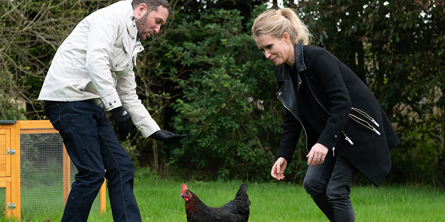Meet The Richardsons. Image shows from L to R: Jon (Jon Richardson), Lucy (Lucy Beaumont). Meet The Richardsons. Image shows from L to R: Jon (Jon Richardson), Lucy (Lucy Beaumont).