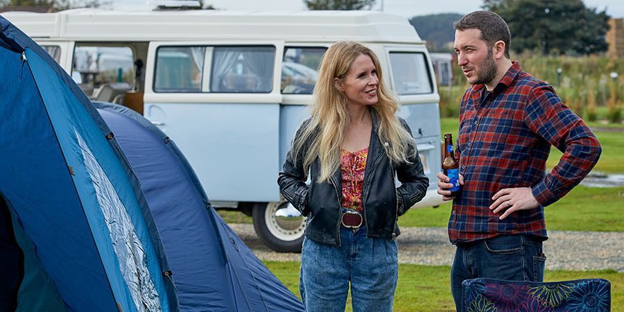 Meet The Richardsons. Image shows from L to R: Lucy (Lucy Beaumont), Jon (Jon Richardson). Meet The Richardsons. Image shows from L to R: Lucy (Lucy Beaumont), Jon (Jon Richardson).
