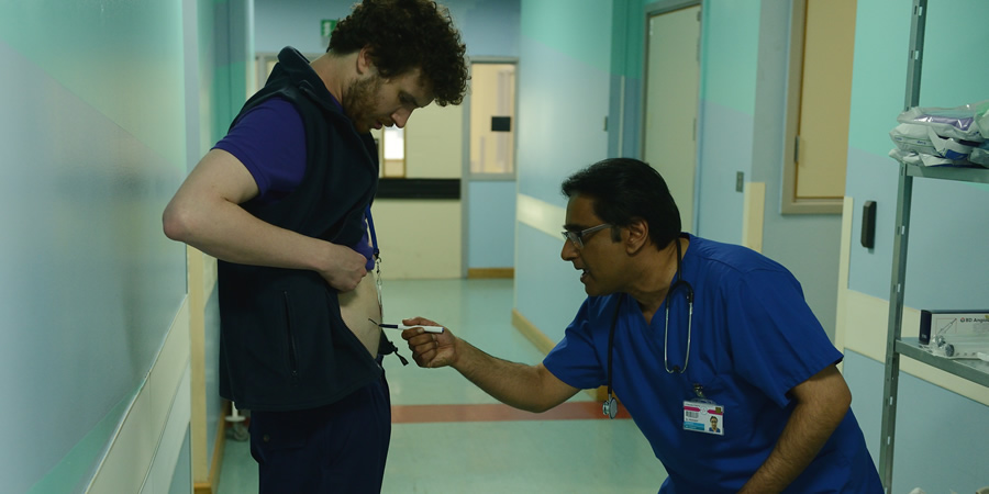 Porters. Image shows from L to R: Simon Porter (Edward Easton), Mr. Pradeep (Sanjeev Bhaskar). Porters. Image shows from L to R: Simon Porter (Edward Easton), Mr. Pradeep (Sanjeev Bhaskar).
