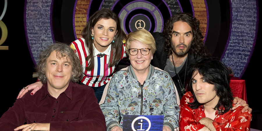 QI. Image shows from L to R: Alan Davies, Aisling Bea, Sandi Toksvig, Russell Brand, Noel Fielding. Copyright: TalkbackThames. QI. Image shows from L to R: Alan Davies, Aisling Bea, Sandi Toksvig, Russell Brand, Noel Fielding. Copyright: TalkbackThames.