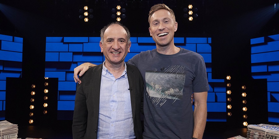 The Russell Howard Hour. Image shows from L to R: Armando Iannucci, Russell Howard. Copyright: Avalon Television. The Russell Howard Hour. Image shows from L to R: Armando Iannucci, Russell Howard. Copyright: Avalon Television.