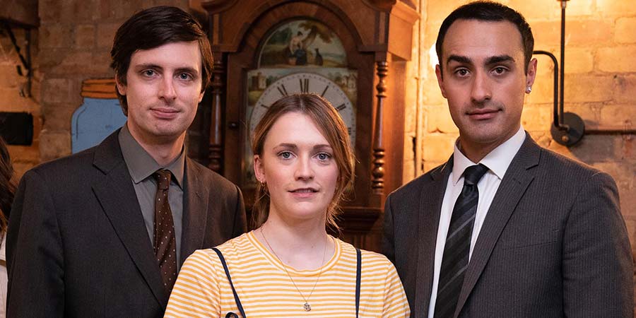 stath lets flats s1 e2 stath lets flats s1 e2