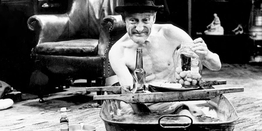 Steptoe And Son. Albert Steptoe (Wilfrid Brambell). Copyright: BBC. Steptoe And Son. Albert Steptoe (Wilfrid Brambell). Copyright: BBC.