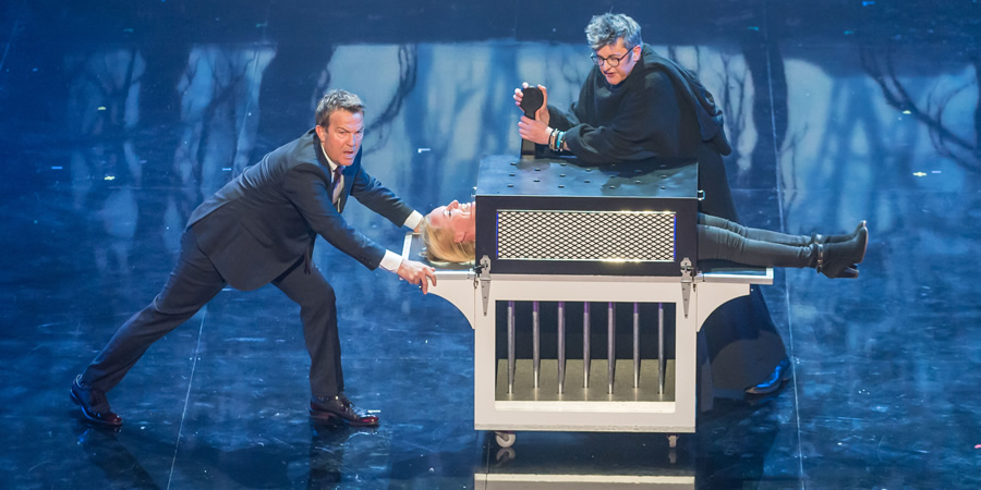 Tonight At The London Palladium. Image shows from L to R: Bradley Walsh, Joe Pasquale. Copyright: ITV Studios. Tonight At The London Palladium. Image shows from L to R: Bradley Walsh, Joe Pasquale. Copyright: ITV Studios.