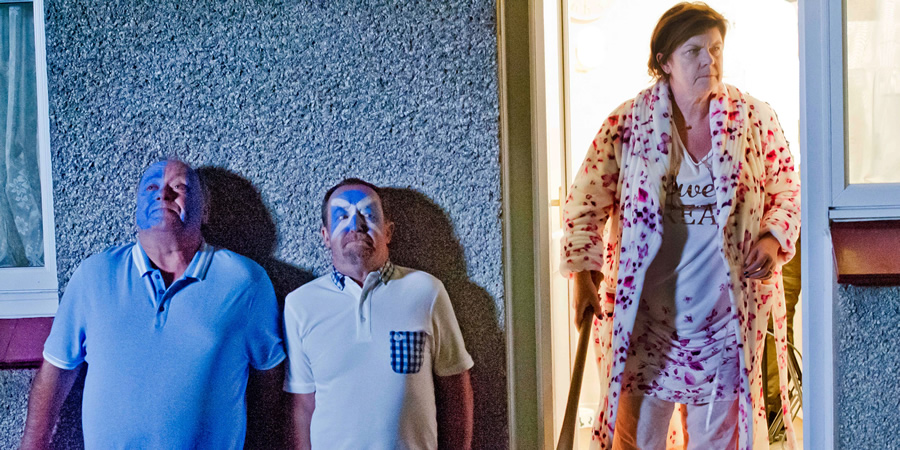 Two Doors Down Series 1 Episode 3 British Comedy Guide