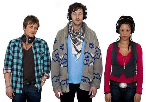 FM. Image shows from L to R: Dom Cox (Kevin Bishop), Lindsay Carol (Chris O'Dowd), Jane Edwards (Nina Sosanya). Copyright: Granada Productions. FM. Image shows from L to R: Dom Cox (Kevin Bishop), Lindsay Carol (Chris O'Dowd), Jane Edwards (Nina Sosanya). Copyright: Granada Productions.