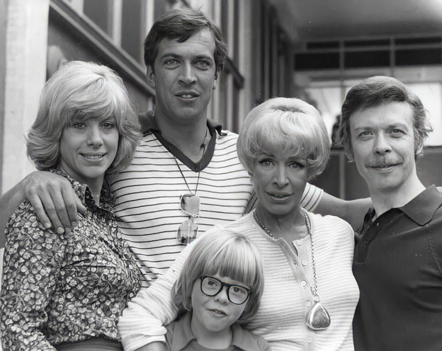 George & Mildred. Image shows from L to R: Ann Fourmile (Sheila Fearn), Jeffrey Fourmile (Norman Eshley), Tristram Fourmile (Nicholas Bond-Owen), Mildred Roper (Yootha Joyce), George Roper (Brian Murphy). Copyright: Thames Television. George & Mildred. Image shows from L to R: Ann Fourmile (Sheila Fearn), Jeffrey Fourmile (Norman Eshley), Tristram Fourmile (Nicholas Bond-Owen), Mildred Roper (Yootha Joyce), George Roper (Brian Murphy). Copyright: Thames Television.