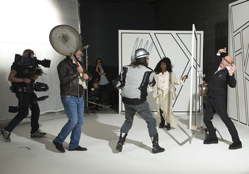 Harry Hill's Children In Need Sketch 2013. Image shows from L to R: Simon King, Dave Myers, Sinitta, Harry Hill. Harry Hill's Children In Need Sketch 2013. Image shows from L to R: Simon King, Dave Myers, Sinitta, Harry Hill.