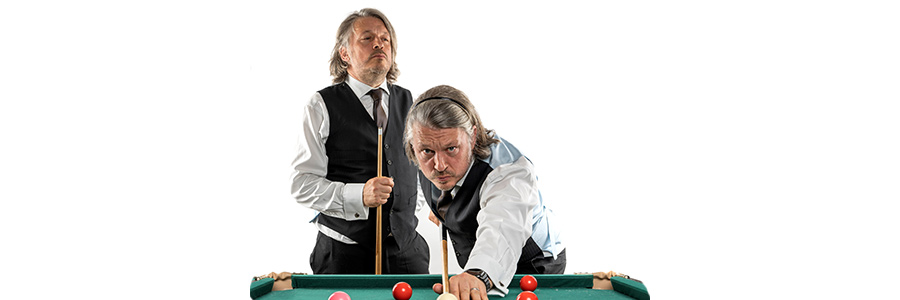 Me1 vs Me2 Snooker with Richard Herring