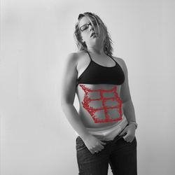 Fabulous Abs. Abigoliah Schamaun. Copyright: Sedgemoor Productions / M.M. Film Productions. Fabulous Abs. Abigoliah Schamaun. Copyright: Sedgemoor Productions / M.M. Film Productions.