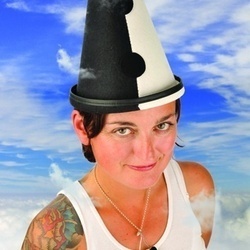 Zoe Lyons - Clownbusting. Zoe Lyons. Zoe Lyons - Clownbusting. Zoe Lyons.