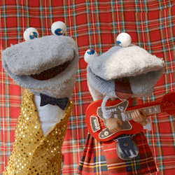 The Scottish Falsetto Sock Puppet Theatre - Chunky Woollen Nits. Copyright: Roughcut Television. The Scottish Falsetto Sock Puppet Theatre - Chunky Woollen Nits. Copyright: Roughcut Television.