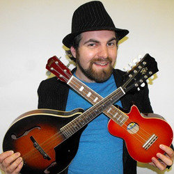 A Lol-along-a Luc Valvona - Free Show. Luc Valvona. A Lol-along-a Luc Valvona - Free Show. Luc Valvona.