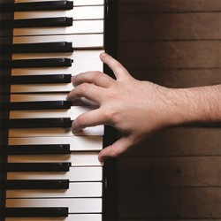 Adam Kay - Fingering A Minor on the Piano. Adam Kay - Fingering A Minor on the Piano.