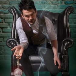 Colin Cloud: Exposé. Colin Cloud. Colin Cloud: Exposé. Colin Cloud.