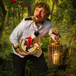 Twonkey's Christmas in the Jungle. Paul Vickers. Twonkey's Christmas in the Jungle. Paul Vickers.