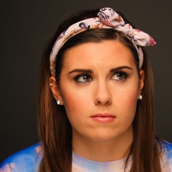 Sarah Callaghan: The Pigeon Dying Under The Bush. Sarah Callaghan. Sarah Callaghan: The Pigeon Dying Under The Bush. Sarah Callaghan.