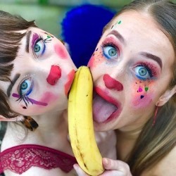2 Clowns 1 Cup. 2 Clowns 1 Cup.