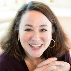 Arabella Weir: Does My Mum Loom Big in This?. Arabella Weir. Arabella Weir: Does My Mum Loom Big in This?. Arabella Weir.