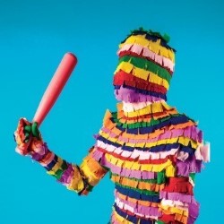 Piñata. Piñata.