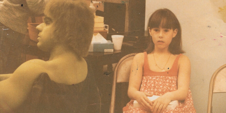 Melinda Hughes as a child, on the set of The Incredible Hulk. Image shows from L to R: Lou Ferrigno, Melinda Hughes. Melinda Hughes as a child, on the set of The Incredible Hulk. Image shows from L to R: Lou Ferrigno, Melinda Hughes.