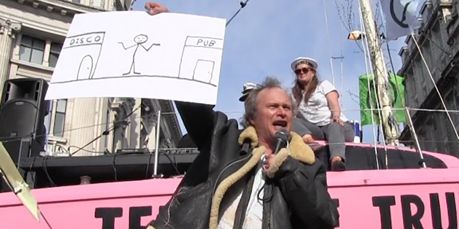 Simon Munnery. Simon Munnery.