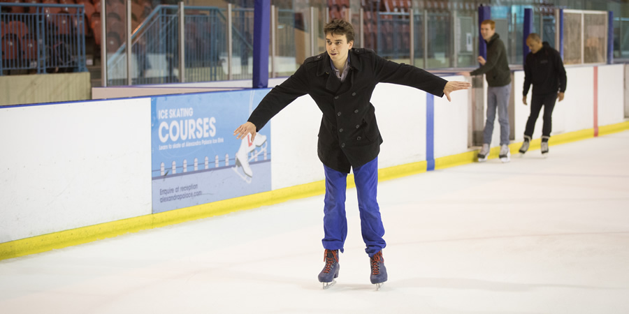 Weirdos on Ice. Joz Norris. Copyright: Claire Haigh. Weirdos on Ice. Joz Norris. Copyright: Claire Haigh.