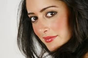 Mona Yousefi. Mona Yousefi.