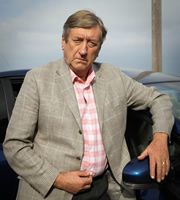Boomers. Alan (Philip Jackson). Copyright: Hat Trick Productions. Boomers. Alan (Philip Jackson). Copyright: Hat Trick Productions.