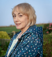 Boomers. Carol (Paula Wilcox). Copyright: Hat Trick Productions. Boomers. Carol (Paula Wilcox). Copyright: Hat Trick Productions.