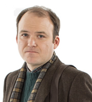 Count Arthur Strong. Michael Baker (Rory Kinnear). Copyright: Retort / Komedia Entertainment. Count Arthur Strong. Michael Baker (Rory Kinnear). Copyright: Retort / Komedia Entertainment.