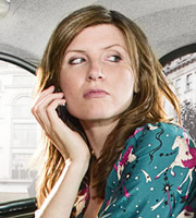 Free Agents. Helen Ryan (Sharon Horgan). Copyright: Big Talk Productions / Bwark Productions. Free Agents. Helen Ryan (Sharon Horgan). Copyright: Big Talk Productions / Bwark Productions.