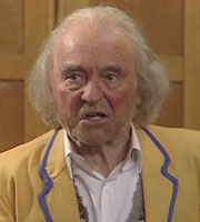 Hi-De-Hi!. Sammy (Kenneth Connor). Copyright: BBC. Hi-De-Hi!. Sammy (Kenneth Connor). Copyright: BBC.