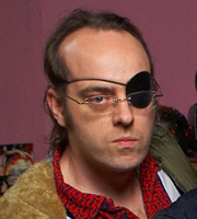 Ideal. Steve (Seymour Mace). Copyright: Baby Cow Productions. Ideal. Steve (Seymour Mace). Copyright: Baby Cow Productions.