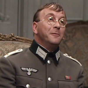 geering allo hans captain sam kelly comedy british very warren bunny dies aged porridge sad today tv choose board series