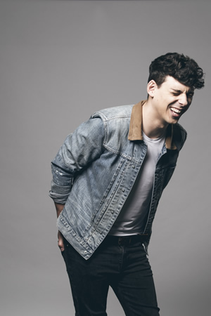 Matt Richardson. Matt Richardson.