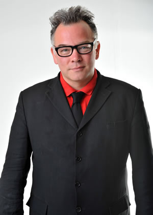 Stewart Lee. Stewart Lee.